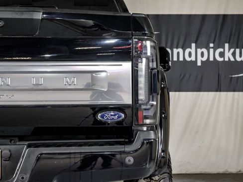 Used 2021 Ford F250 Platinum w/ FX4 Off-Road Package image 44