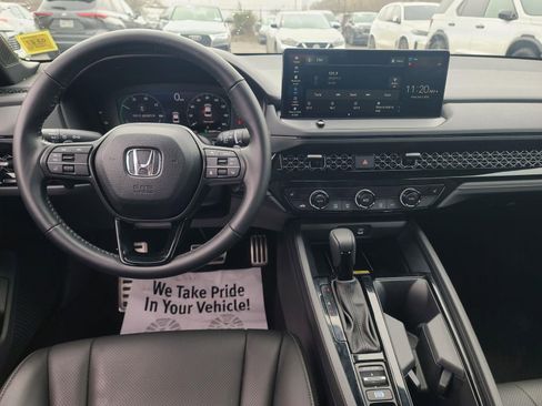 Used 2025 Honda Accord Sport image 16