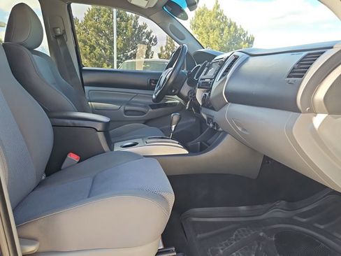 Used 2013 Toyota Tacoma image 19