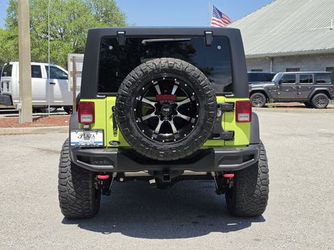 Used 2016 Jeep Wrangler Unlimited Rubicon AWD/4WD image 5