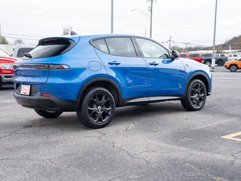 Certified 2024 Dodge Hornet GT w/ GT Blacktop Package image 5