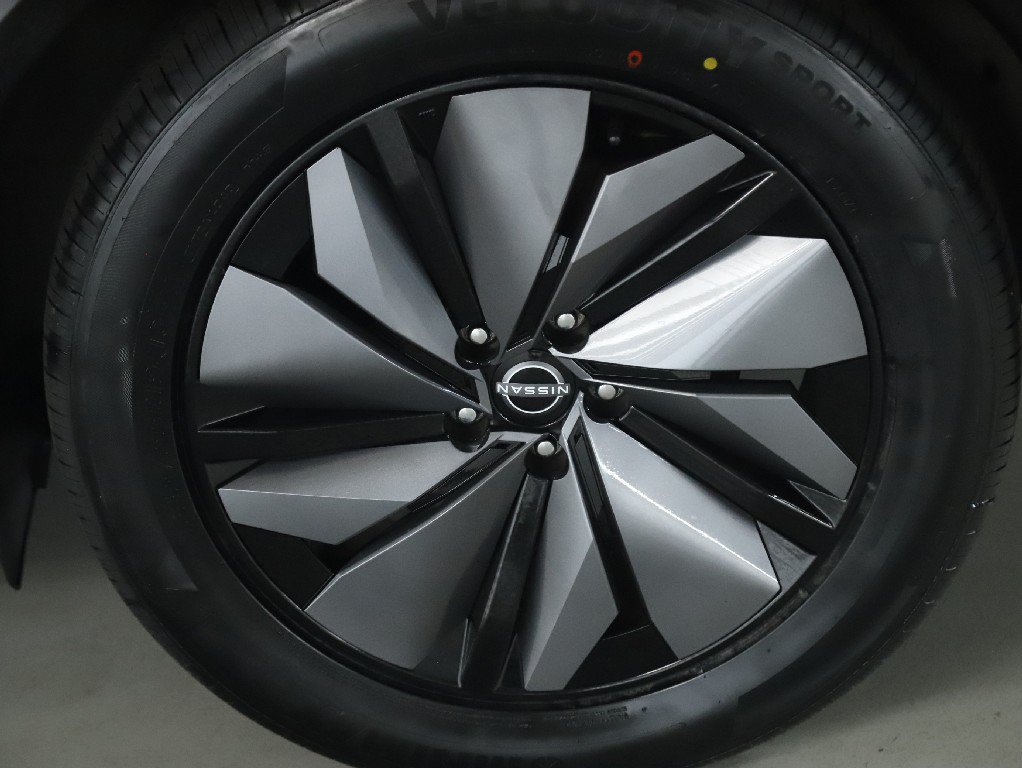 Certified 2023 Nissan Ariya FWD image 39