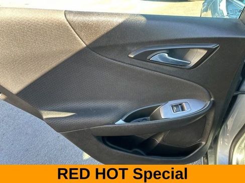 Used 2023 Chevrolet Malibu LT FWD image 36