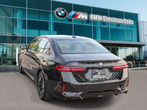 New 2026 BMW 540i xDrive w/ M Sport Package image 6