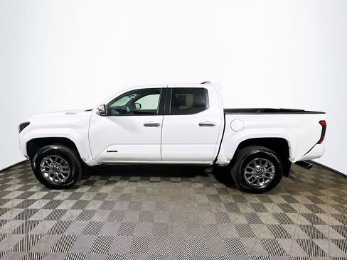 Certified 2025 Toyota Tacoma Limited w/ Tow Tech Package AWD/4WD image 5