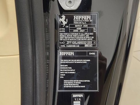 Used 2025 Ferrari 12Cilindri RWD image 38