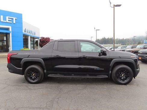 Used 2024 Chevrolet Silverado EV W/T AWD/4WD image 10