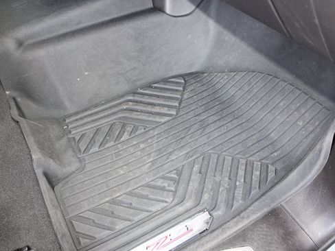 Used 2021 Chevrolet Silverado 1500 RST image 40