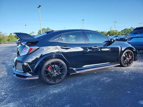 Used 2018 Honda Civic Type R image 4