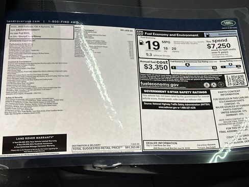 New 2025 Land Rover Defender 130 X-Dynamic SE image 31