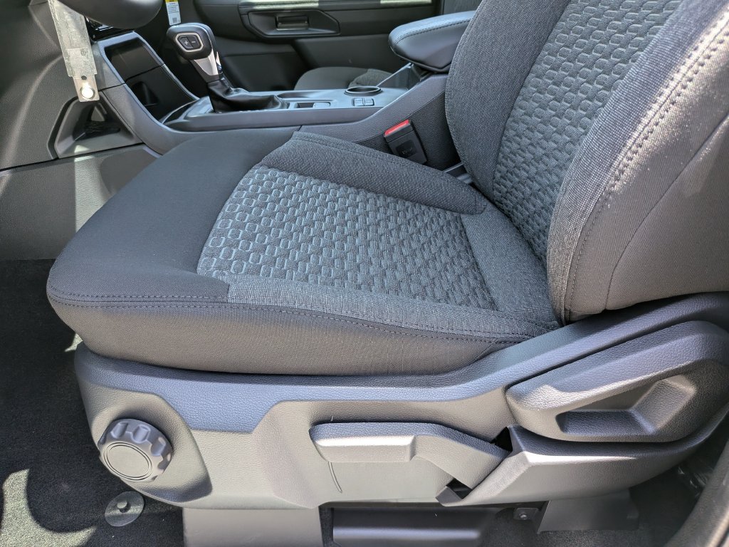 New 2026 Ford Ranger XLT w/ Black Appearance Package RWD image 17