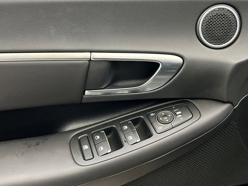 Used 2023 Hyundai Sonata SEL image 13