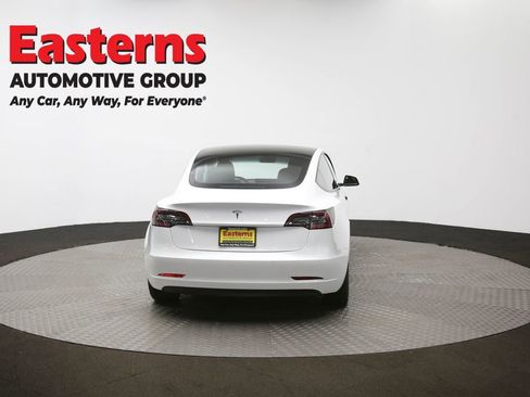 Used 2021 Tesla Model 3 Standard Range Plus image 37