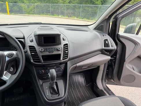 Used 2020 Ford Transit Connect XL FWD image 12