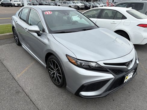 Certified 2023 Toyota Camry SE w/ Cold Weather Package AWD/4WD image 2