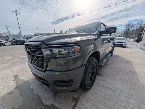 New 2026 RAM 1500 4x4 Crew Cab image 8