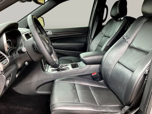 Used 2018 Jeep Grand Cherokee High Altitude RWD image 8
