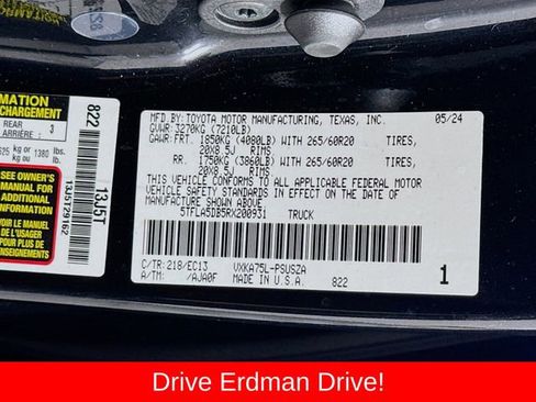 Used 2024 Toyota Tundra SR5 w/ SR5 Premium Package AWD/4WD image 32