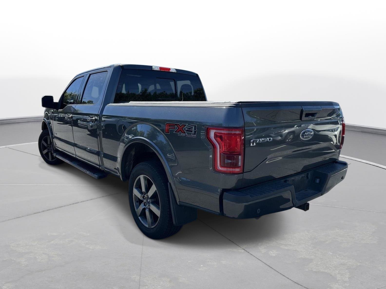 Used 2015 Ford F150 Lariat w/ Equipment Group 501A Mid AWD/4WD image 8