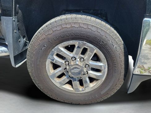 Used 2017 Chevrolet Silverado 3500 LT w/ LT Convenience Package image 3