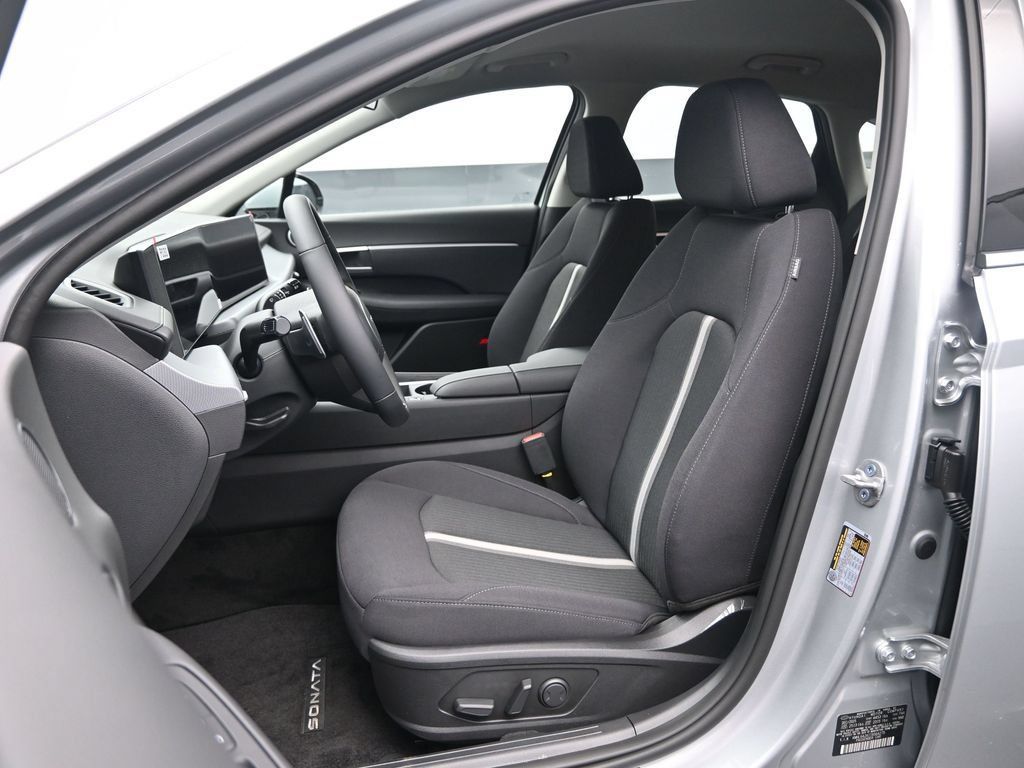 New 2026 Hyundai Sonata SEL FWD image 23