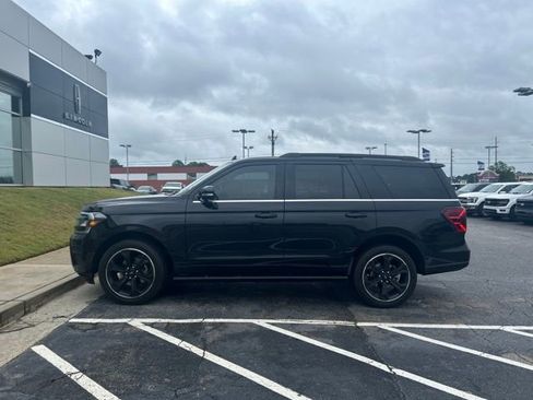 Used 2023 Ford Expedition Limited RWD image 5