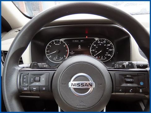 Used 2021 Nissan Rogue SV AWD/4WD image 14