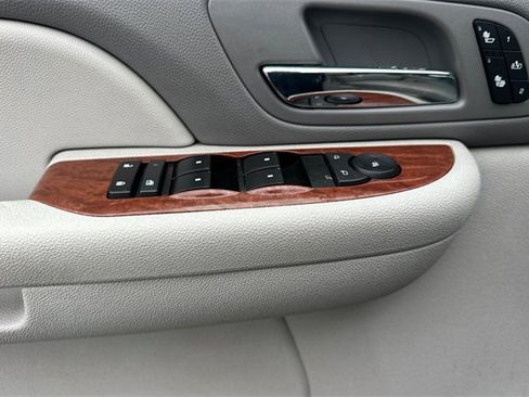 Used 2008 GMC Sierra 3500 SLT w/ Convenience Package image 11