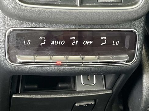 Used 2020 Mercedes-Benz GLE 350 4MATIC image 19