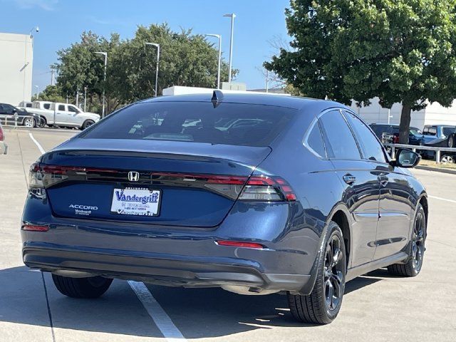Used 2023 Honda Accord EX image 4