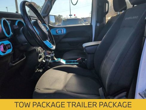 Used 2020 Jeep Gladiator Overland image 23