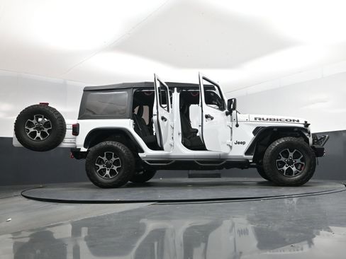 Used 2018 Jeep Wrangler Unlimited Rubicon w/ LED Lighting Group image 21