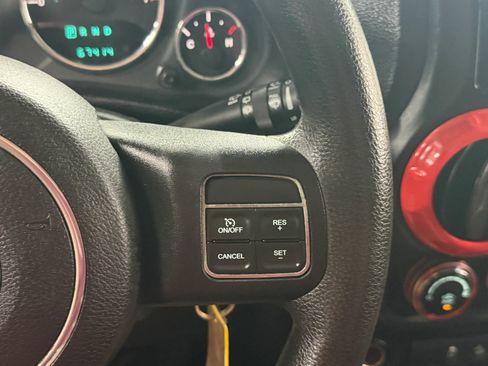 Used 2013 Jeep Wrangler Sport AWD/4WD image 21