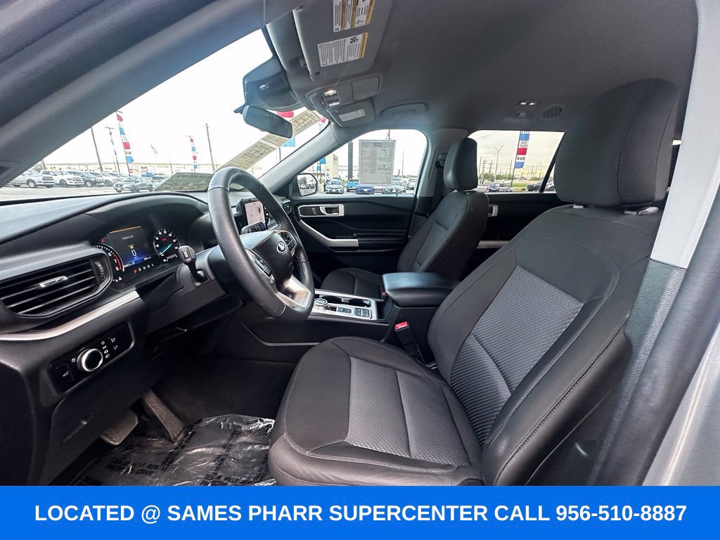 Used 2023 Ford Explorer XLT RWD image 18
