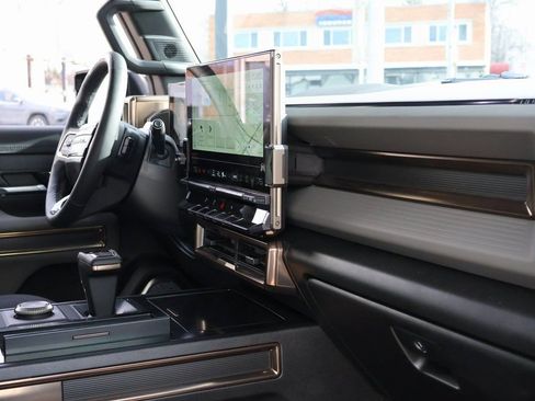New 2025 GMC Hummer EV 3X AWD/4WD image 10
