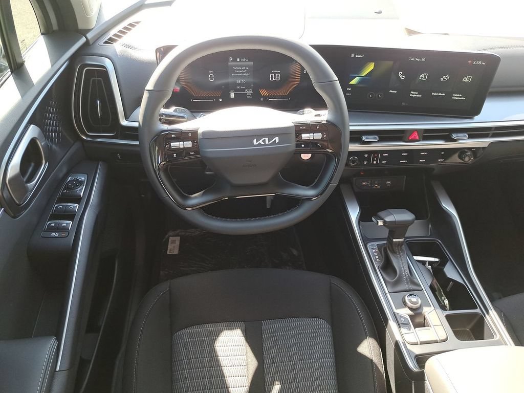 Used 2026 Kia Sorento LX FWD image 16