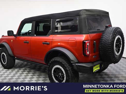 Used 2023 Ford Bronco Badlands w/ Sasquatch Package AWD/4WD image 3