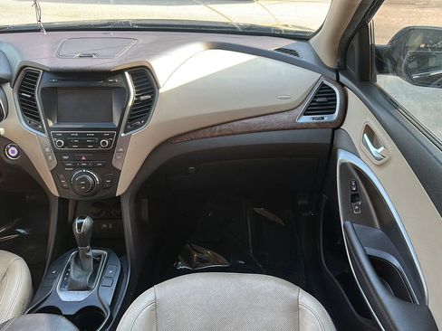 Used 2018 Hyundai Santa Fe Sport FWD image 28