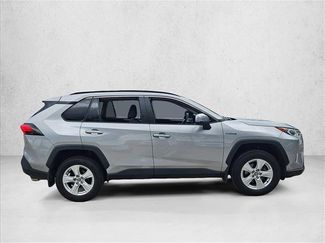 Used 2021 Toyota RAV4 XLE w/ Convenience Package AWD/4WD video 4