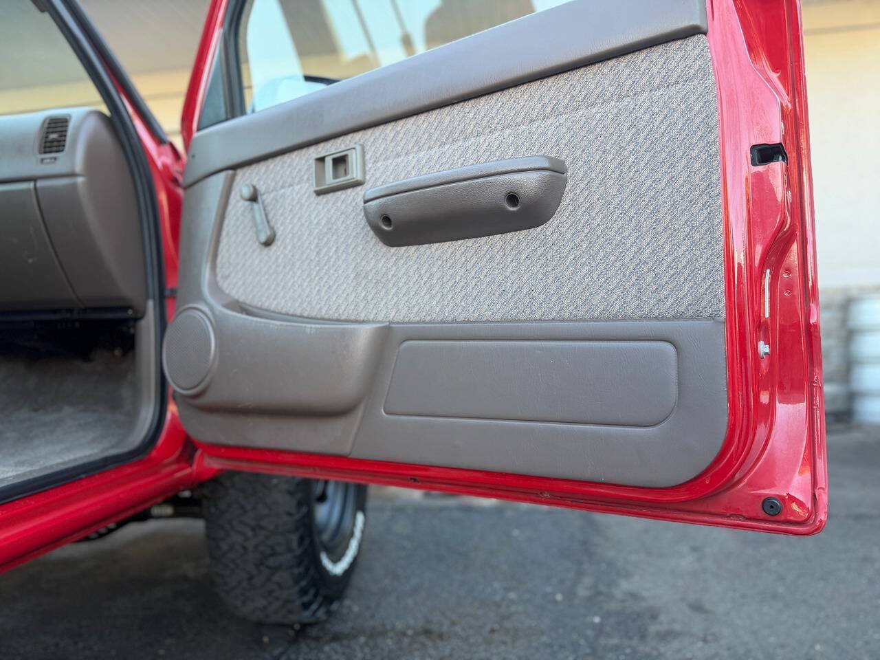 Used 1995 Toyota Tacoma 4x4 Regular Cab image 38