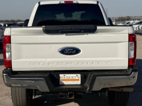 Used 2017 Ford F250 XL w/ Power Equipment Group image 15