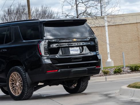 Used 2025 Chevrolet Tahoe LT w/ Comfort Package image 6