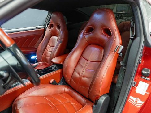 Used 2016 Nissan GT-R Premium image 10