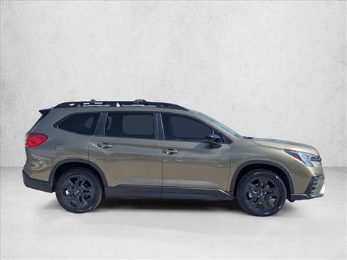 Used 2024 Subaru Ascent Onyx Edition AWD/4WD image 4
