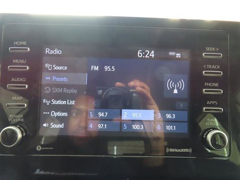 Used 2023 Toyota Camry LE FWD image 22