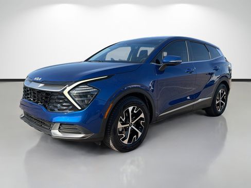 Used 2024 Kia Sportage EX image 7