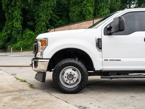 Used 2021 Ford F350 XL w/ Power Equipment Group AWD/4WD image 3