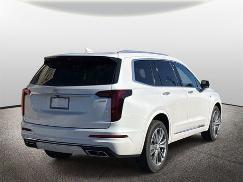 New 2025 Cadillac XT6 Premium Luxury w/ Technology Package image 2