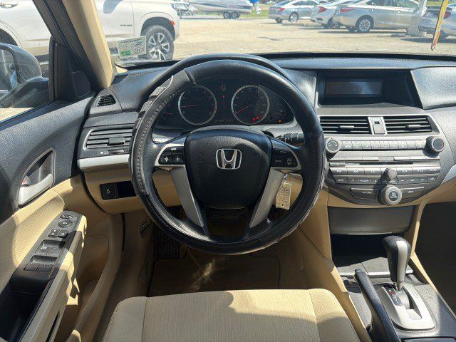 Used 2012 Honda Accord LX image 18