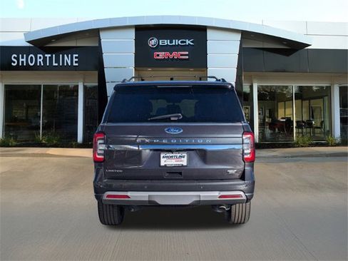 Used 2024 Ford Expedition Limited image 4